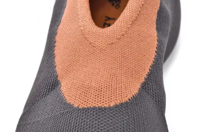 GY1759 Stone Carbon Knit Yeezy RNR Adidas 0627